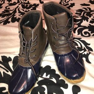 Duck Boots 🤎